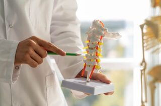 Orthopaedic doctor in Kharghar, Navi Mumbai, knee replacement surgery in kharghar hip replacement surgery in kharghar Fracture specialist in kharghar